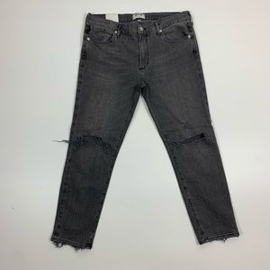 Agolde Feel Good Grey Distressed Cropped Jean Flaw